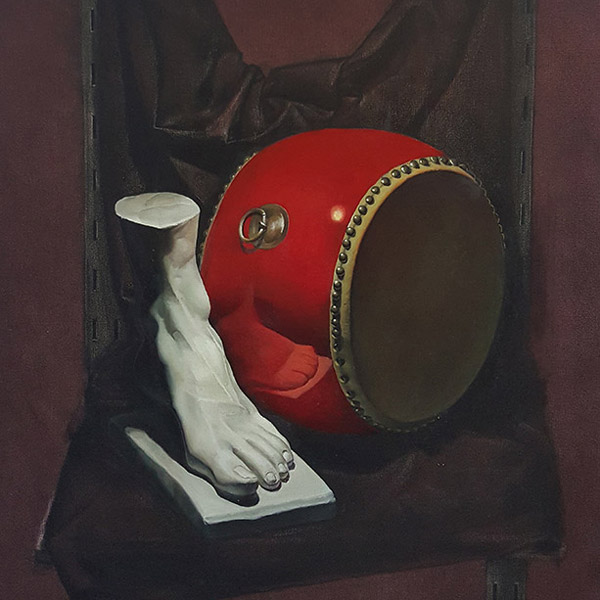 Drum and Foot - realistic still life art study in oil painting by Singapore contemporary artist Liu Ling